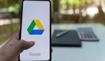 গুগল ড্রাইভ থেকে ফাইল হারালেও এই কাজ করবেন না