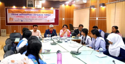 উল্লাপাড়ায় বির্তক প্রতিযোগিতা অনুষ্ঠিত