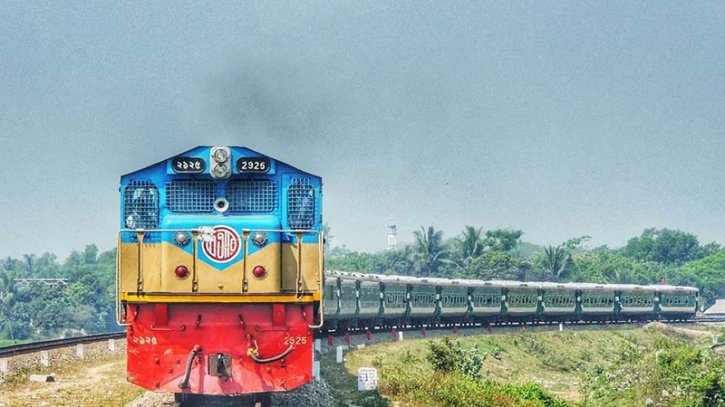 আন্তঃনগর ট্রেন চলবে বৃহস্পতিবার থেকে আন্তঃনগর ট্রেন চলবে বৃহস্পতিবার থেকে