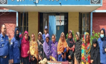 উল্লাপাড়ায় আন্ত:জেলা নারী চোর চক্রের ১০ সদস্য গ্রেফতার