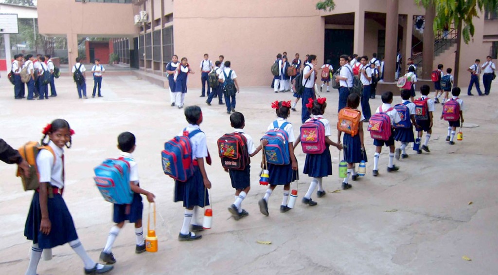 সারা দেশে শিক্ষাপ্রতিষ্ঠান খুলছে রোববার