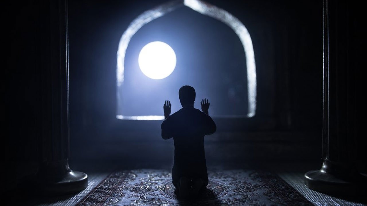 তাহাজ্জুদ নামাজের ৫ ফজিলত