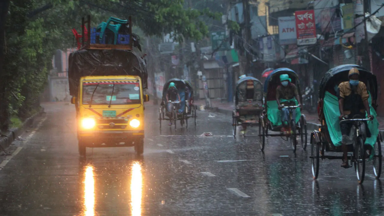 ঢাকায় বৃষ্টি নিয়ে আবহাওয়া অফিসের বার্তা