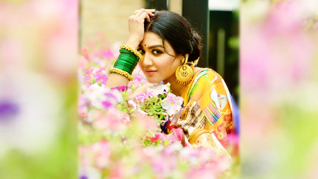 জয়ার ফুলে ঘেরা সকাল, ফুটল শীতের রোদ্দুরের হাসি