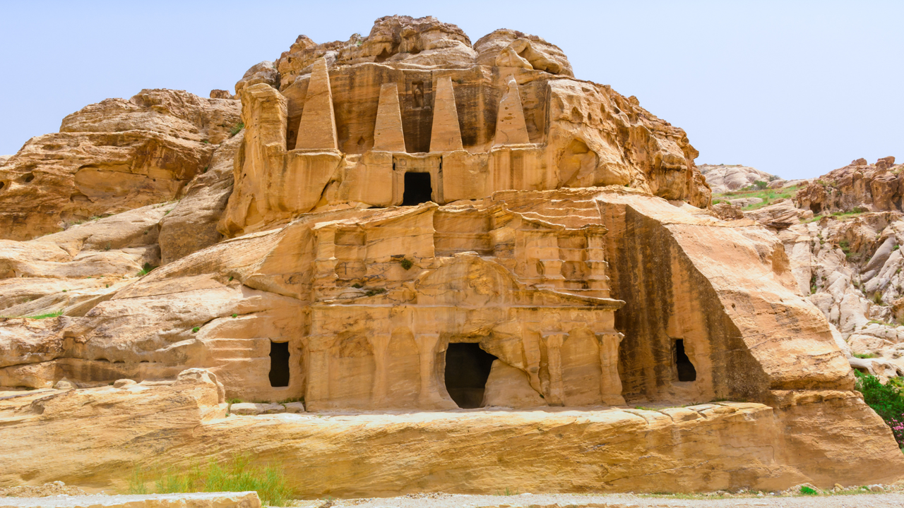 ভূমিকম্প দিয়ে আল্লাহ ধ্বংস করেছিলেন যে জাতিকে