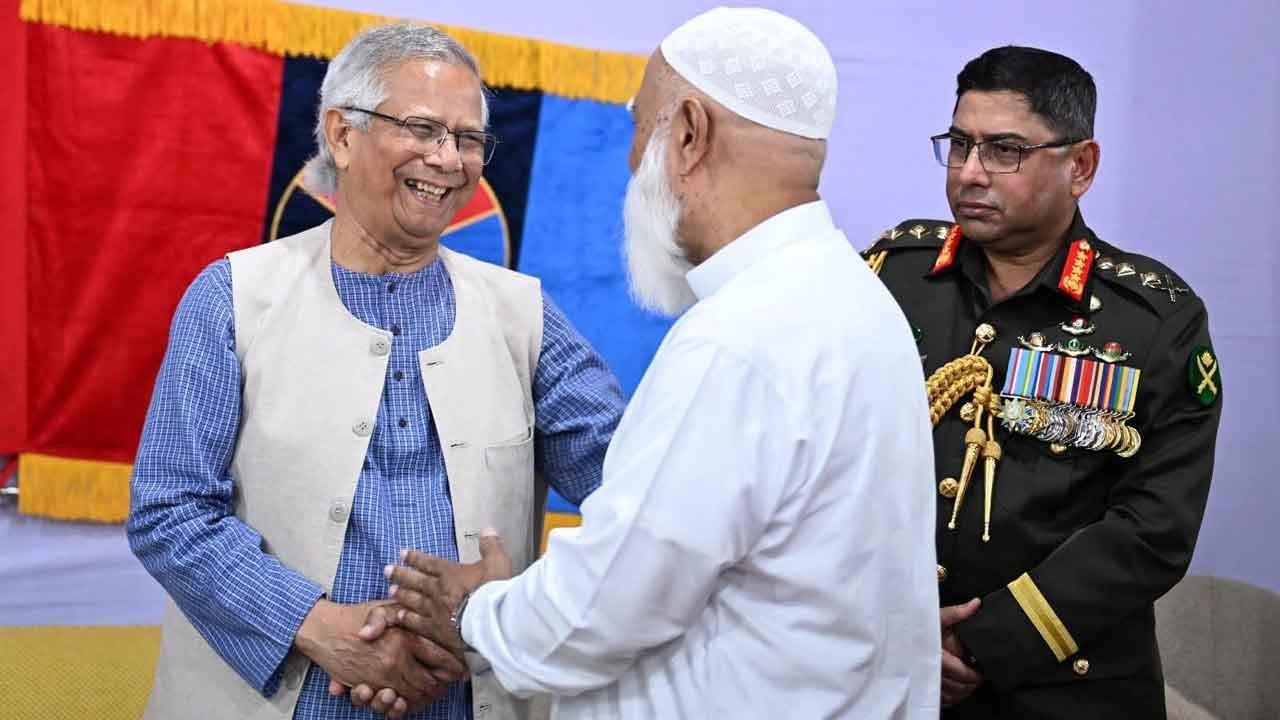 সশস্ত্র বাহিনী দিবসের সংবর্ধনা অনুষ্ঠানে জামায়াত আমিরের অংশগ্রহণ