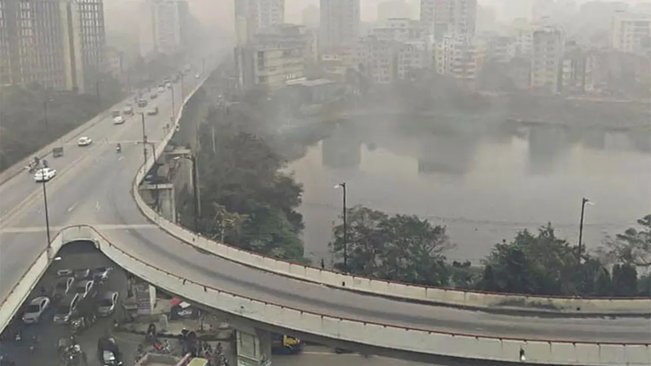 ঢাকায় তাপমাত্রা নেমে ১৭ ডিগ্রি, বাড়ছে শীতের অনুভূতি ঢাকায় তাপমাত্রা নেমে ১৭ ডিগ্রি, বাড়ছে শীতের অনুভূতি