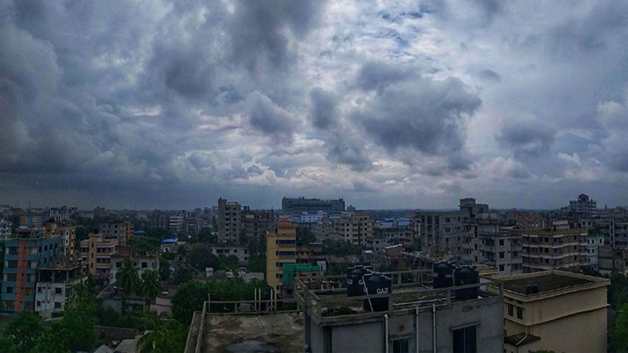 ঢাকার আকাশ আংশিক মেঘলা, আবহাওয়া শুষ্ক থাকতে পারে