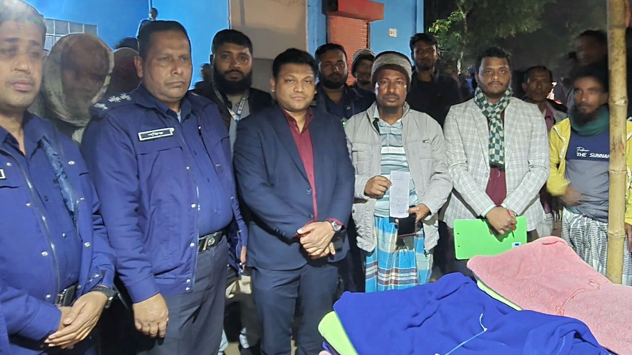 নির্বাচনী প্রচারণায় কম্বল বিতরণ, স্বতন্ত্র প্রার্থীর সমর্থকদের জরিমানা