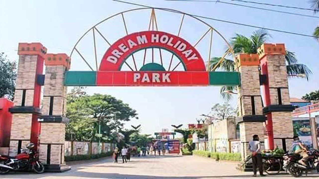 চাঁদা না পেয়ে নরসিংদীতে সন্ত্রাসী হামলা, ১২ সাংবাদিক আহত