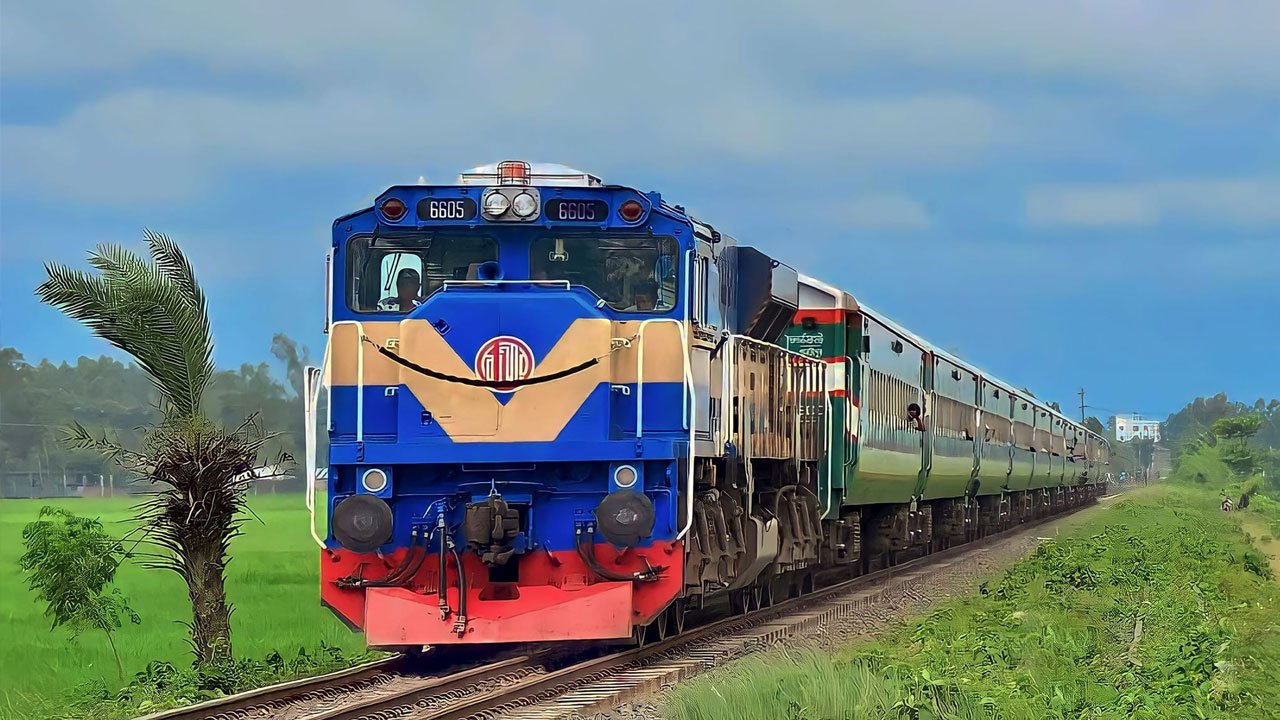 ঈদে ট্রেনের অগ্রিম টিকিট বিক্রি শুরু ৩ মার্চ