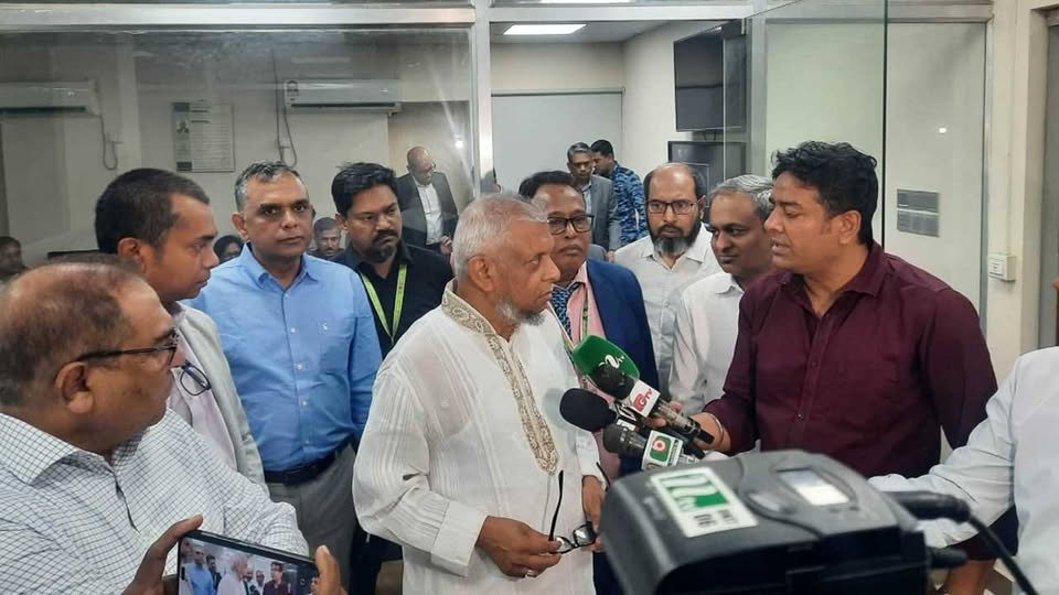 ভিসা জটিলতায় পড়া প্রবাসীদের জন্য বিশেষ সেল চালু করেছে সরকার ভিসা জটিলতায় পড়া প্রবাসীদের জন্য বিশেষ সেল চালু করেছে সরকার