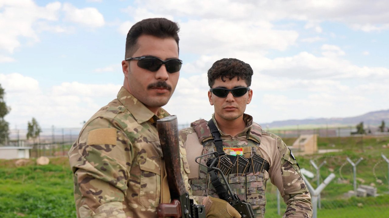 ইরাক থেকে ইরানে ঢুকেছে হাজার হাজার কুর্দি, ইরানে স্থল অভিযান শুরু ইরাক থেকে ইরানে ঢুকেছে হাজার হাজার কুর্দি, ইরানে স্থল অভিযান শুরু