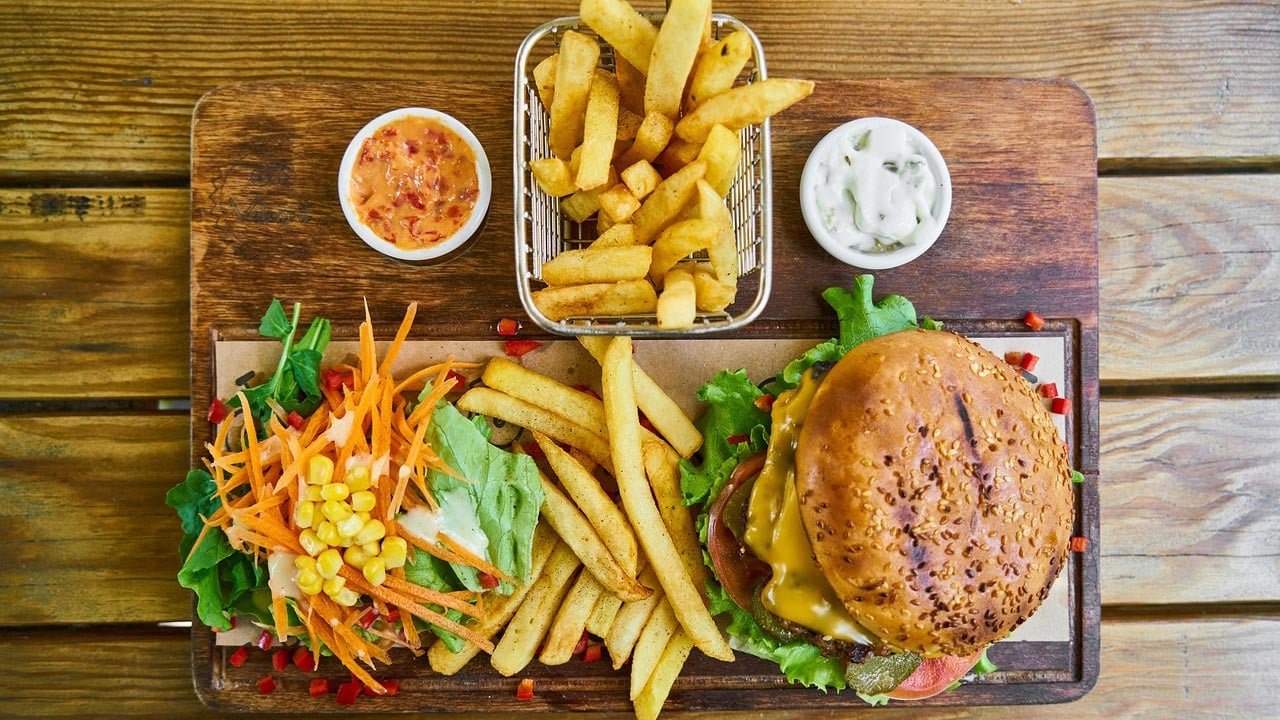 যে ৫ খাবার আর্থ্রাইটিস বাড়িয়ে দেয়