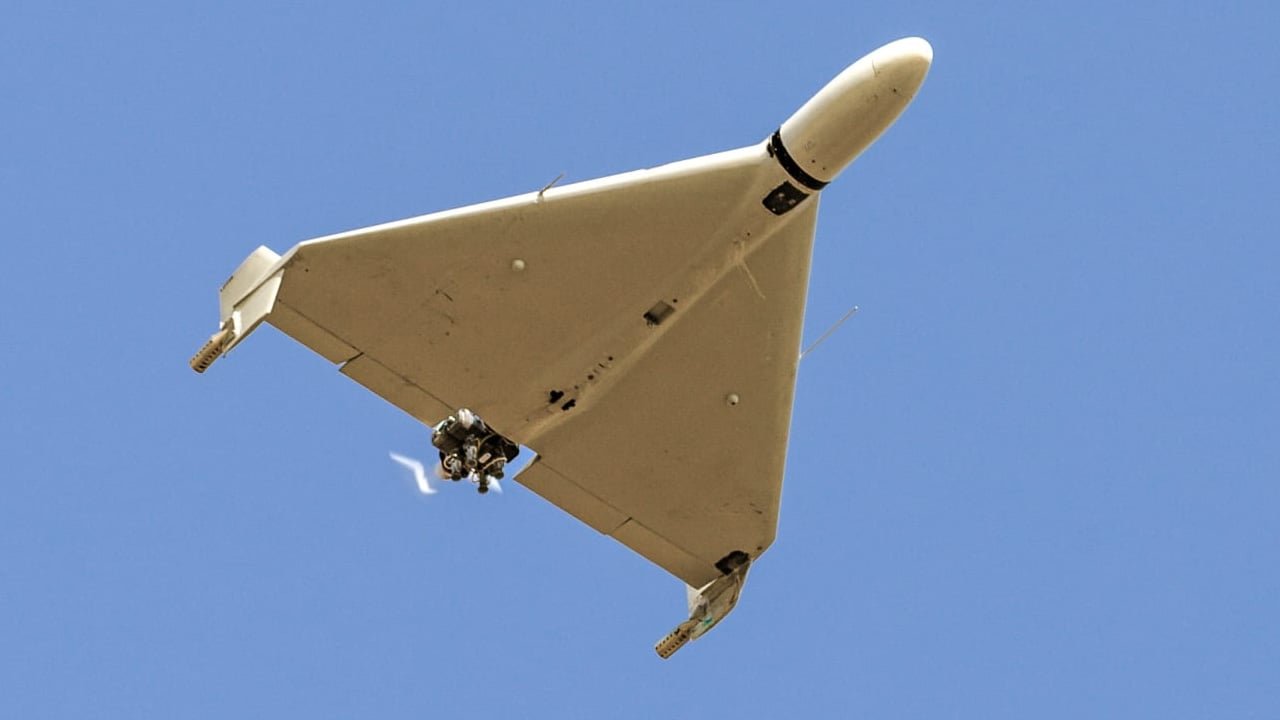 সৌদিতে এক ঘণ্টার মধ্যে একাধিক ড্রোন ও মিসাইল ছুড়ল ইরান