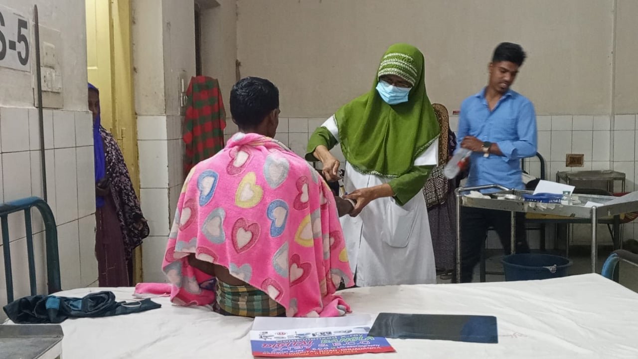 চুয়াডাঙ্গা সীমান্তে বিএসএফের গুলিতে বাংলাদেশি আহত