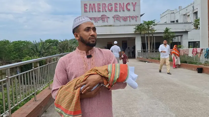 অ্যাম্বুলেন্স সিন্ডিকেট জটিলতায় চিকিৎসা না পেয়ে নবজাতকের মৃত্যুর অভিযোগ