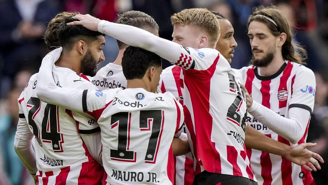 পাঁচ ম্যাচ আগেই ডাচ চ্যাম্পিয়ন পিএসভি আইন্দহোভেন