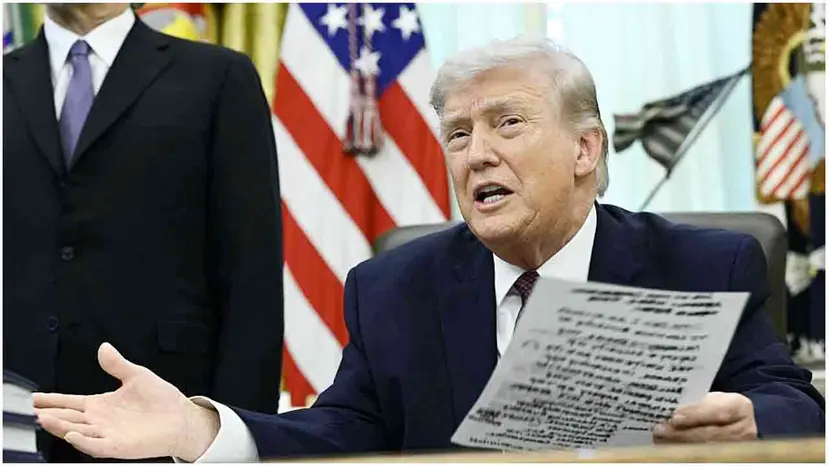 আমরা ইরানকে ধ্বংস করে দিচ্ছি : ট্রাম্প আমরা ইরানকে ধ্বংস করে দিচ্ছি : ট্রাম্প