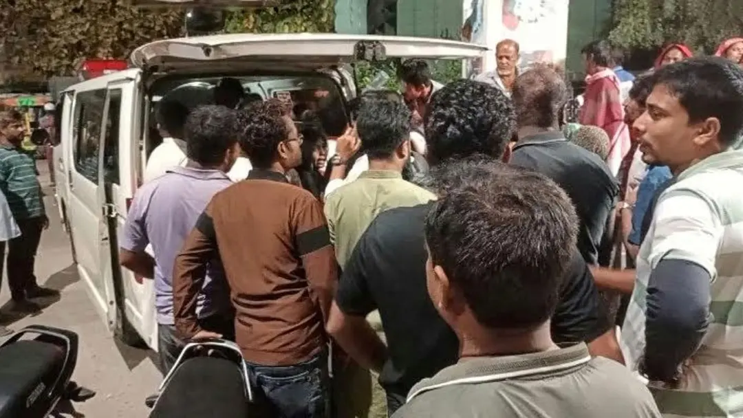 মেহেরপুরে দুই মোটরসাইকেলের সংঘর্ষে কিশোর নিহত, আহত ৩