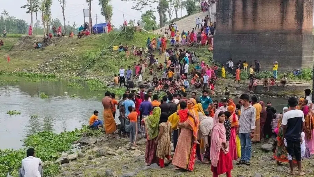 নববর্ষের উৎসবে ঘুরতে বেরিয়ে ঘাঘটে ডুবে স্কুলছাত্রের মৃত্যু