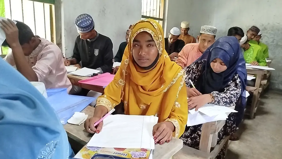 চোখে কম দেখি, সময় পেলে পারতাম : বঞ্চনার শিকার মিতু