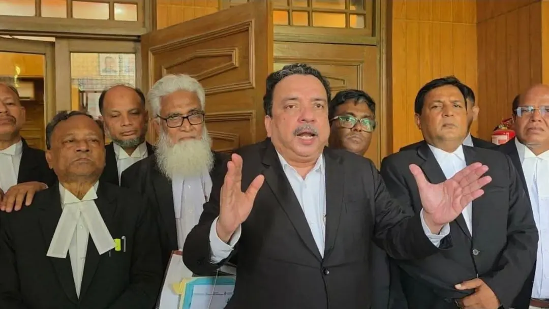 কোর্ট রুমে সাংবাদিক প্রবেশে নিষেধাজ্ঞার সমালোচনায় আইনজীবীরা