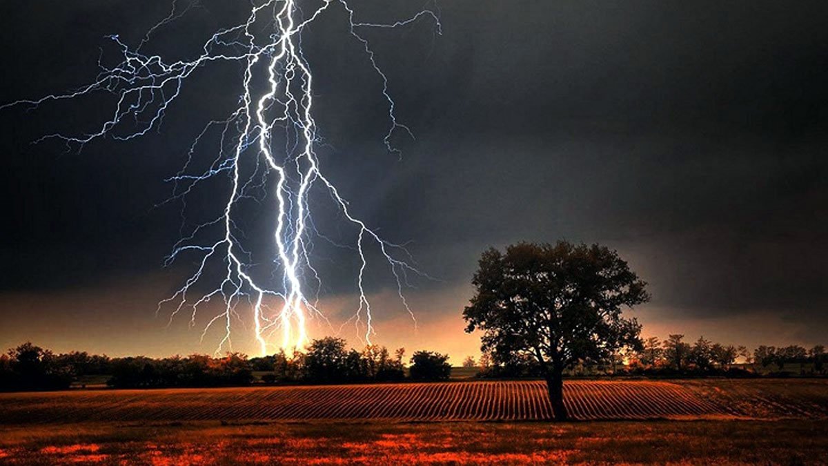 বজ্রপাতে গাইবান্ধায় ৫ জনসহ সাত জেলায় ১৪ জনের মৃত্যু