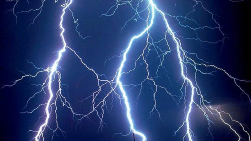 গাইবান্ধায় বজ্রাঘাতে চাচা-ভাতিজাসহ ৩ জনের মৃত্যু