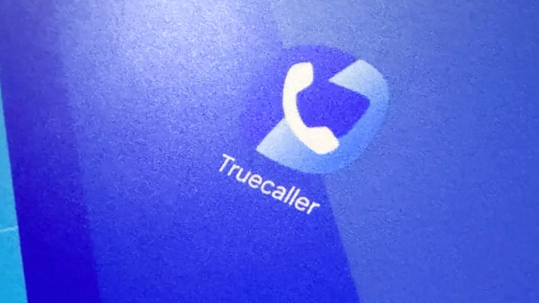 চাপে পড়েছে ট্রুকলার