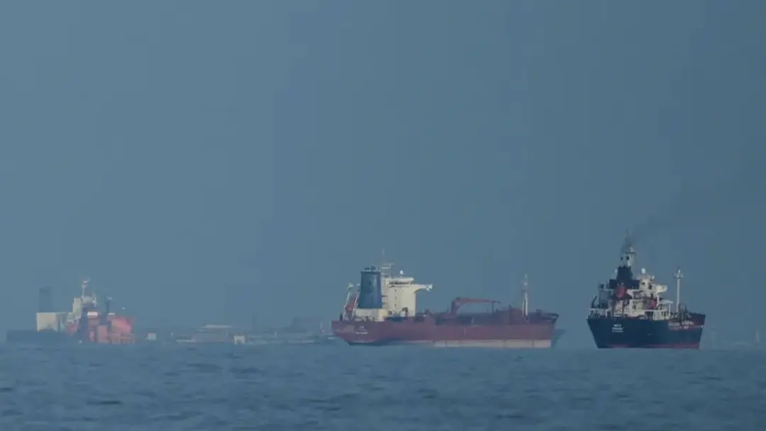 শান্তি আলোচনা থেমে যাওয়ার পর বিশ্ববাজারে তেলের দাম বেড়েছে