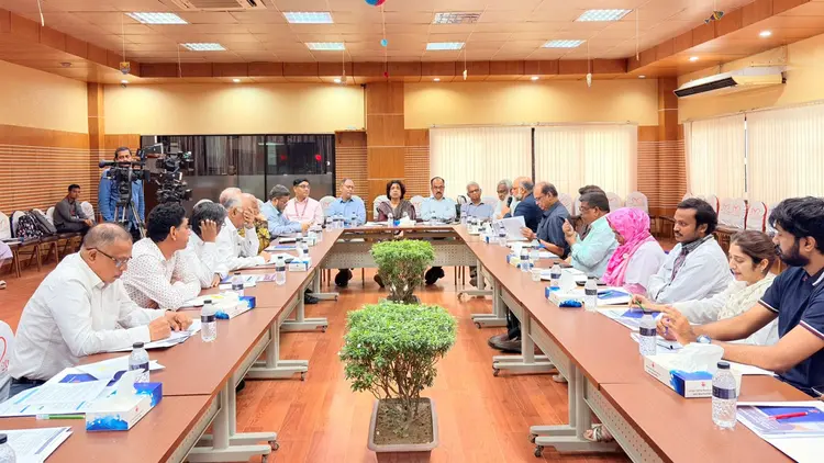 অসংক্রামক রোগের ঝুঁকি কমাতে তামাকের কর কাঠামো সংস্কারের দাবি