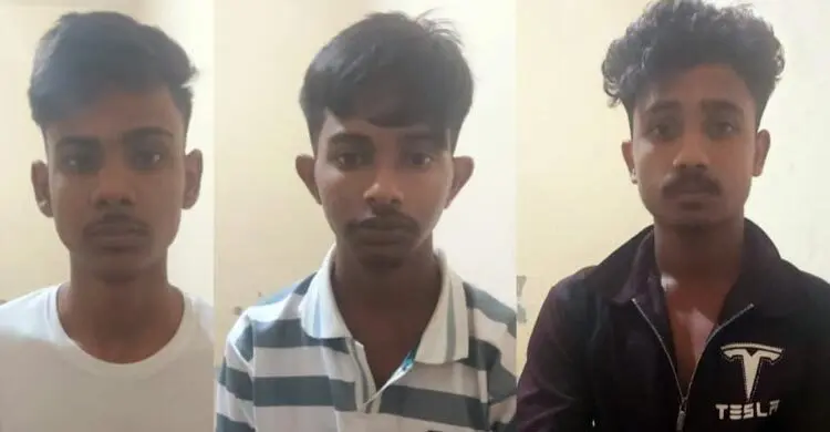 বগুড়ায় বান্ধবীকে সংঘবদ্ধ ধর্ষণ, তিন যুবক গ্রেফতার বগুড়ায় বান্ধবীকে সংঘবদ্ধ ধর্ষণ, তিন যুবক গ্রেফতার