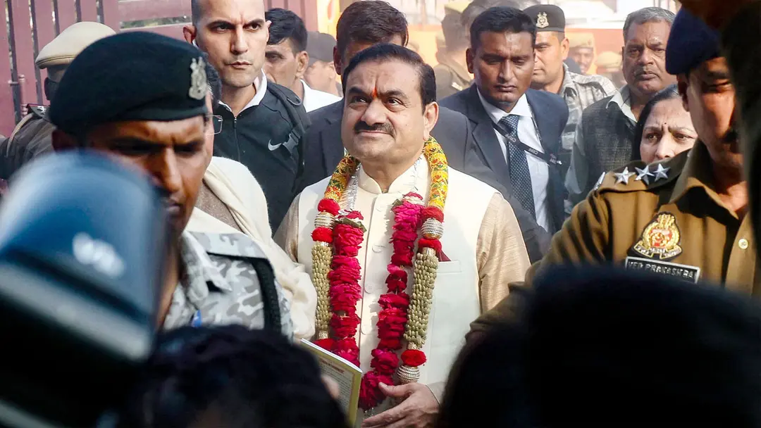 বিনিয়োগের প্রতিশ্রুতি দিয়ে যুক্তরাষ্ট্রে মামলা থেকে রেহাই পেলেন আদানি বিনিয়োগের প্রতিশ্রুতি দিয়ে যুক্তরাষ্ট্রে মামলা থেকে রেহাই পেলেন আদানি