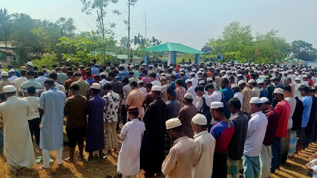 ছেলের সামনে মাকে হত্যা, কক্সবাজারে বিএনপি নেতাকর্মীদের বিরুদ্ধে মামলা ছেলের সামনে মাকে হত্যা, কক্সবাজারে বিএনপি নেতাকর্মীদের বিরুদ্ধে মামলা