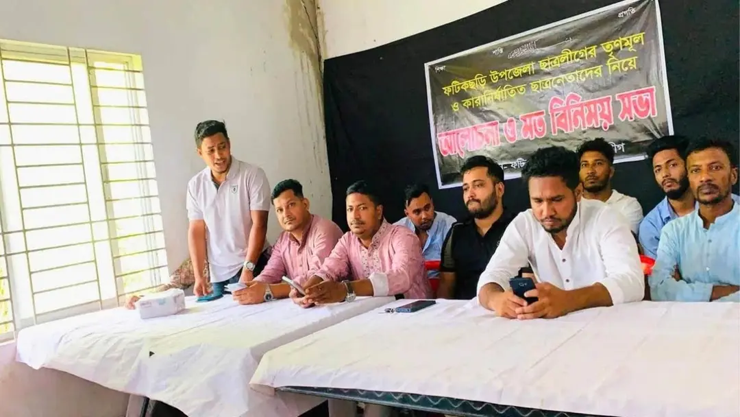 চট্টগ্রামে সাবেক মেয়রের ভবনে ‘গোপন বৈঠক’, আটক ২