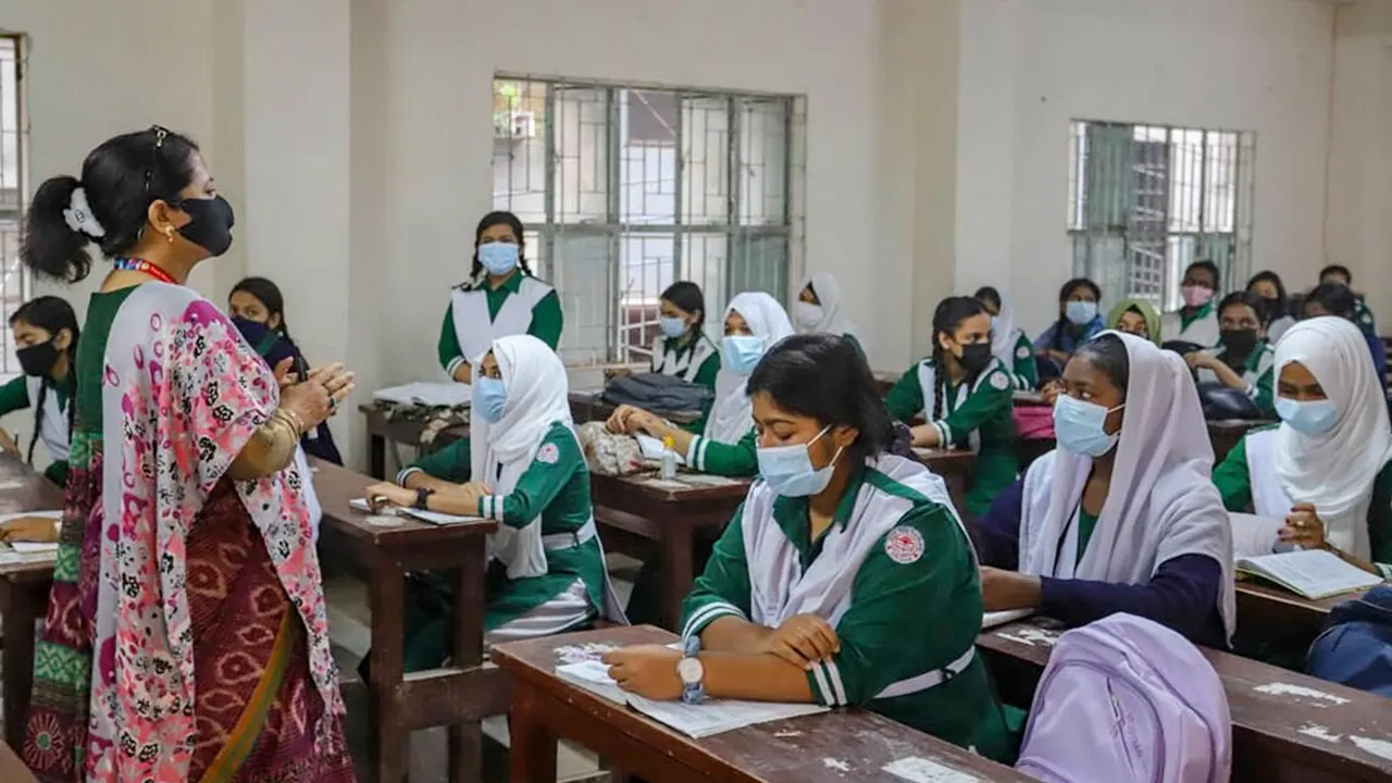 একাদশে ক্লাস শুরু আজ