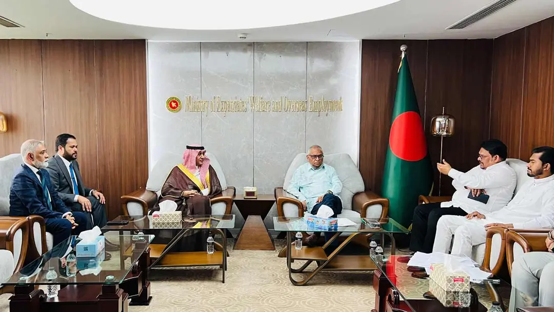 আকামার মেয়াদ শেষ হলেও সৌদিতে প্রবেশের সুযোগ পাবেন প্রবাসীরা আকামার মেয়াদ শেষ হলেও সৌদিতে প্রবেশের সুযোগ পাবেন প্রবাসীরা